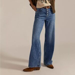 Free People Nia Boyfriend Jeans in Friday